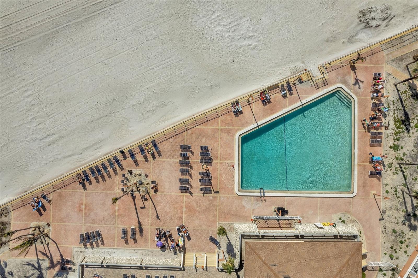 17920 GULF BLVD #2004, REDINGTON SHORES, FL, 33708