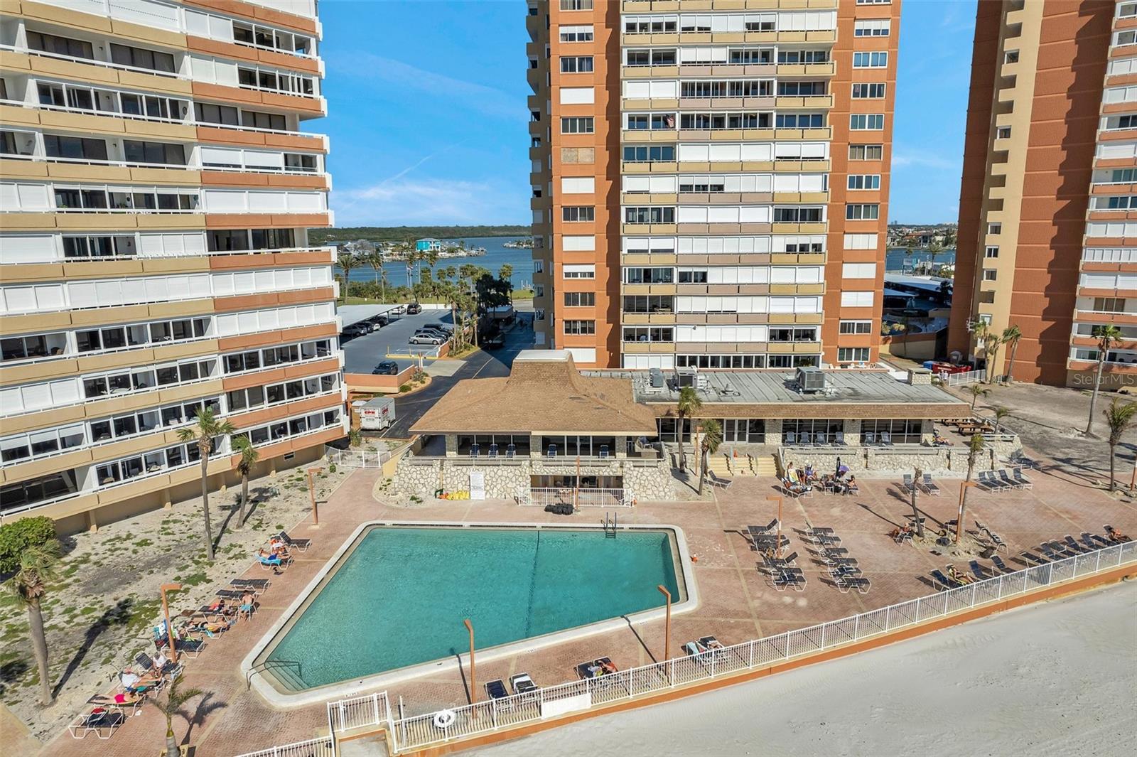 17920 GULF BLVD #2004, REDINGTON SHORES, FL, 33708