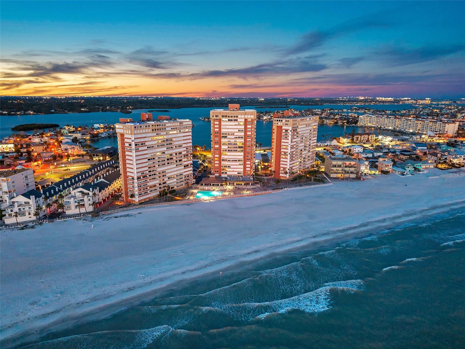 17920 GULF BLVD #2004, REDINGTON SHORES, FL, 33708