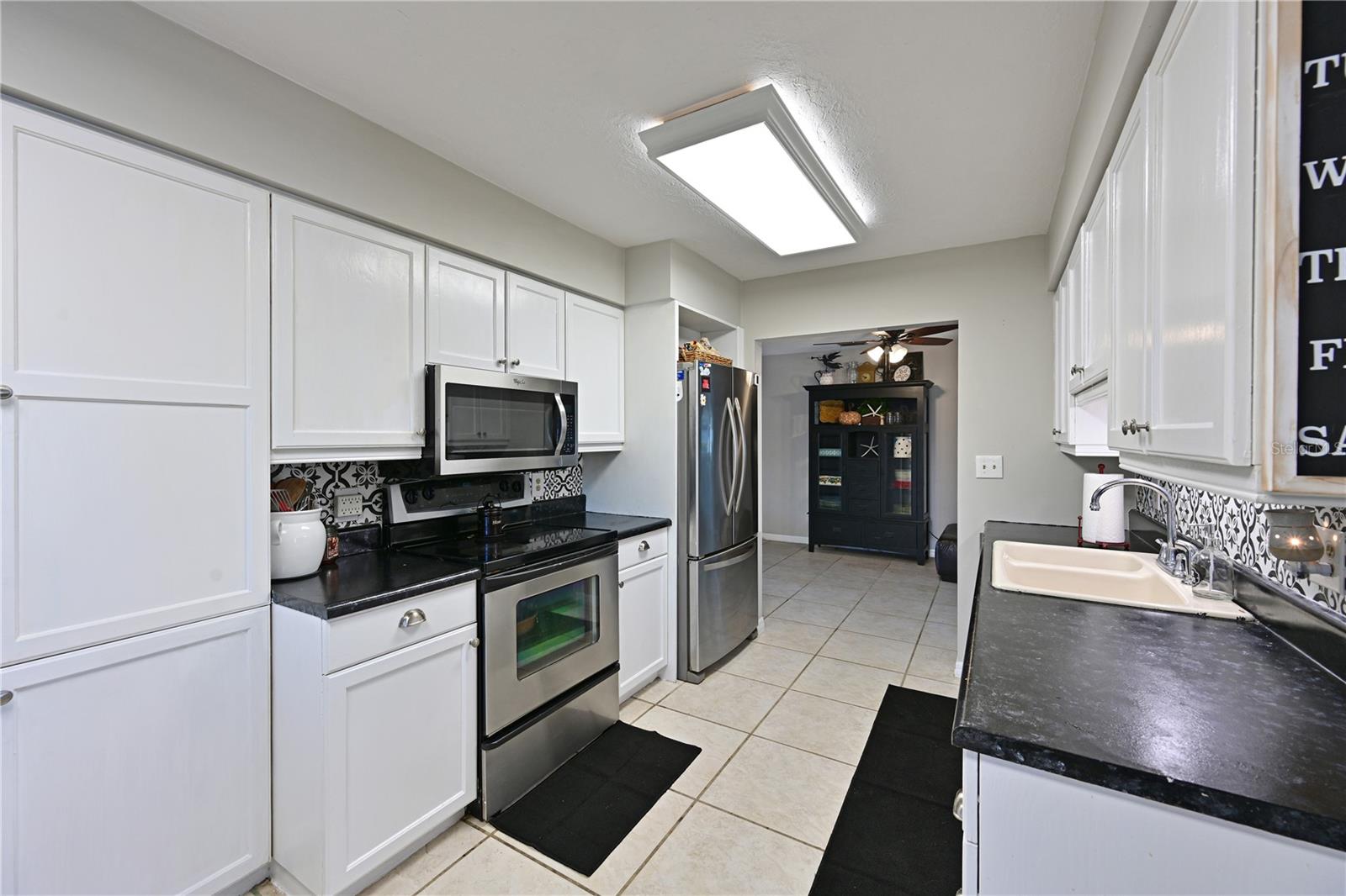404 62ND ST NW, BRADENTON, FL, 34209