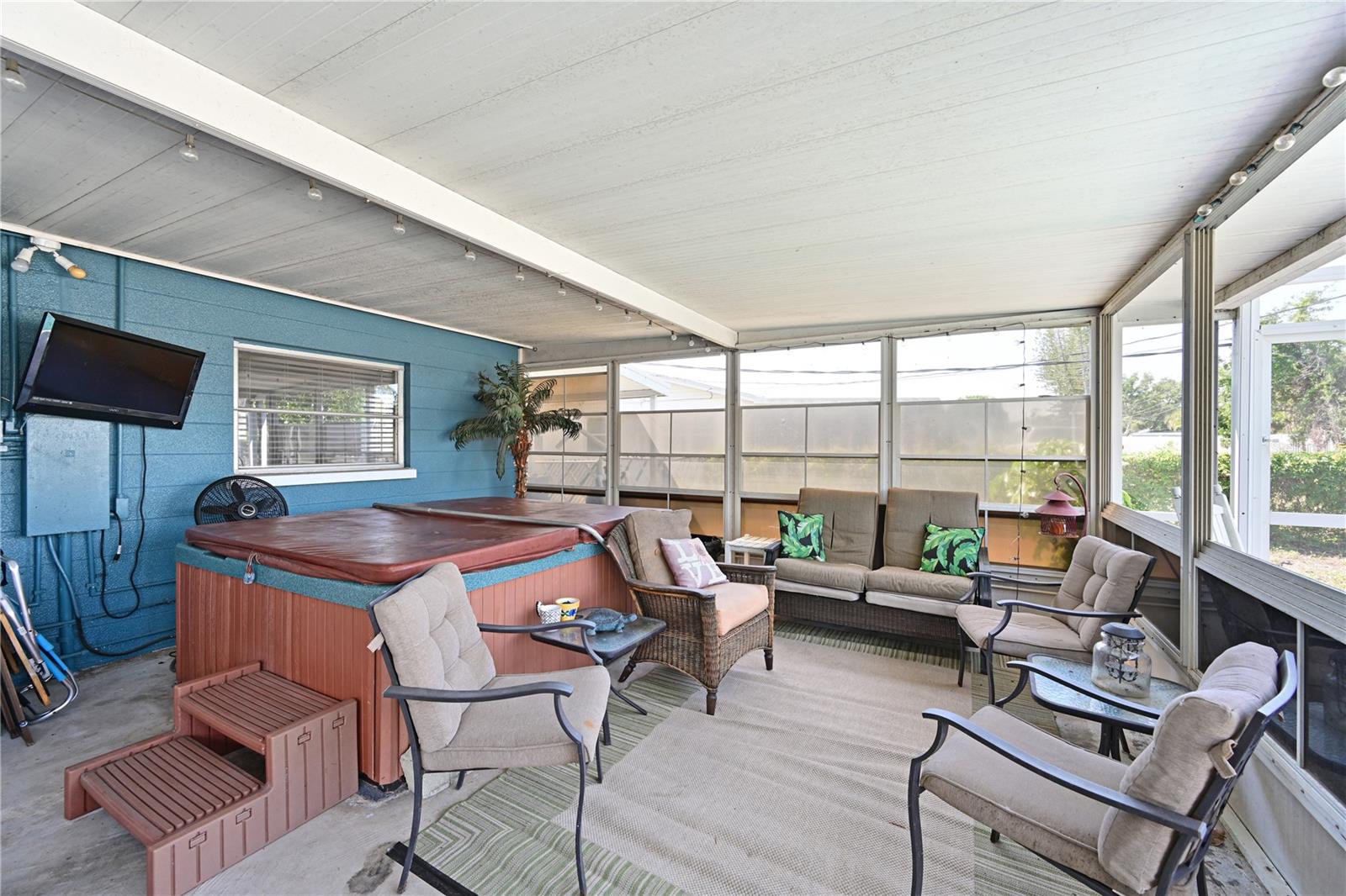 404 62ND ST NW, BRADENTON, FL, 34209