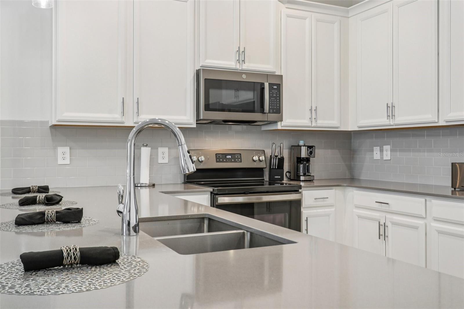 8895 CABOT CLIFFS DR #103, DAVENPORT, FL, 33896