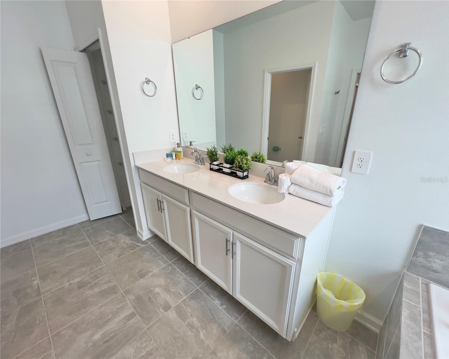 8895 CABOT CLIFFS DR #103, DAVENPORT, FL, 33896