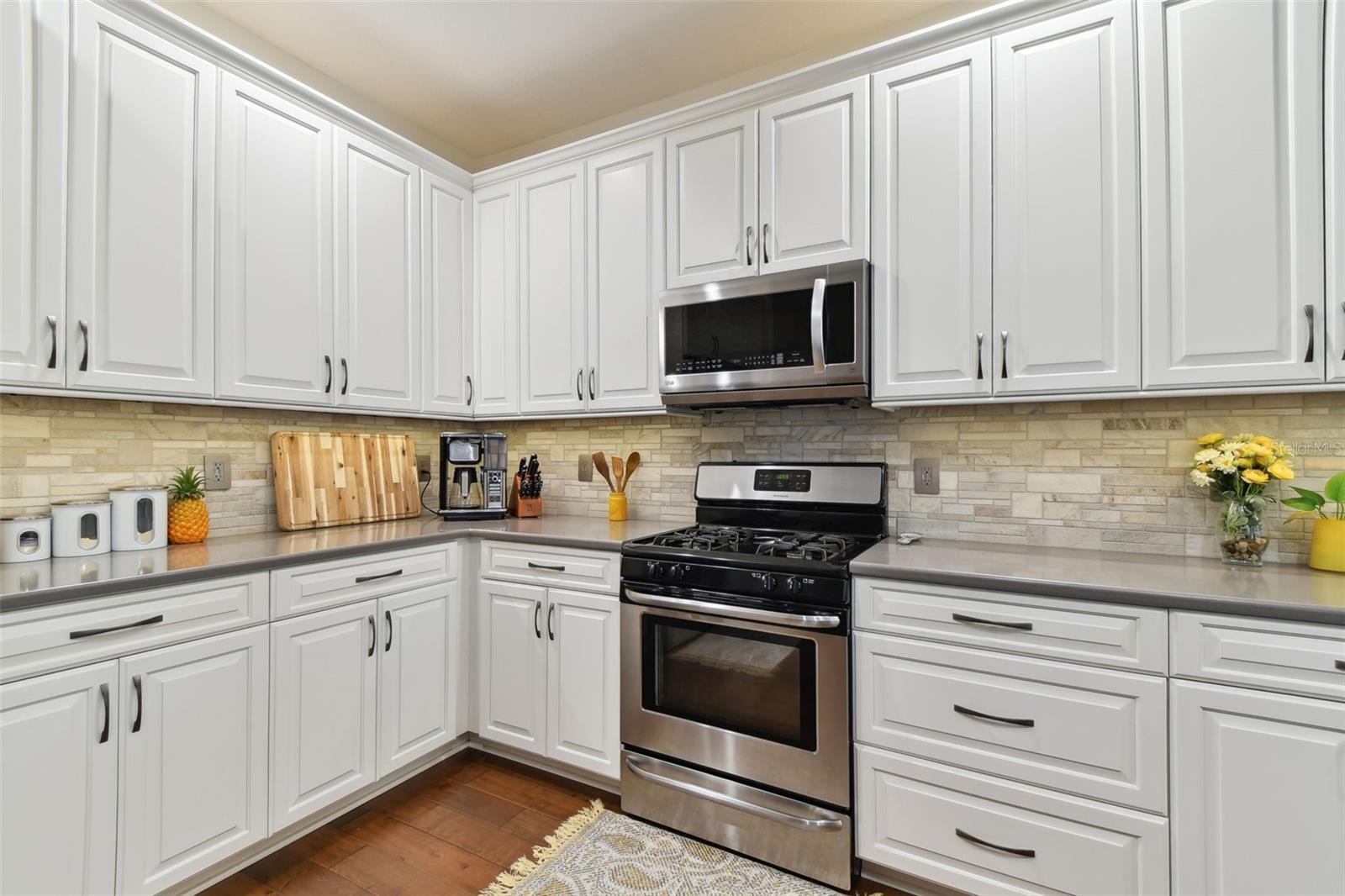 2159 WARWICK DR, OLDSMAR, FL, 34677