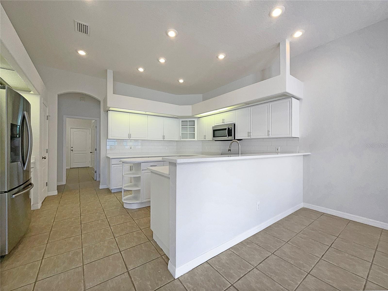 2317 VALRICO FOREST DR, VALRICO, FL, 33594