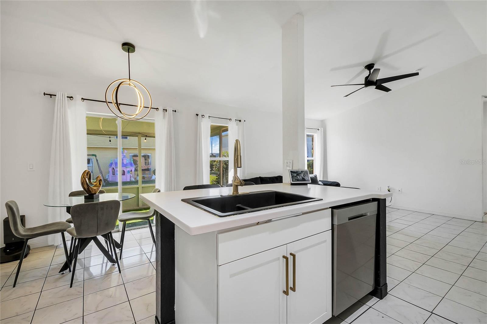 526 HUMMINGBIRD CT, KISSIMMEE, FL, 34759