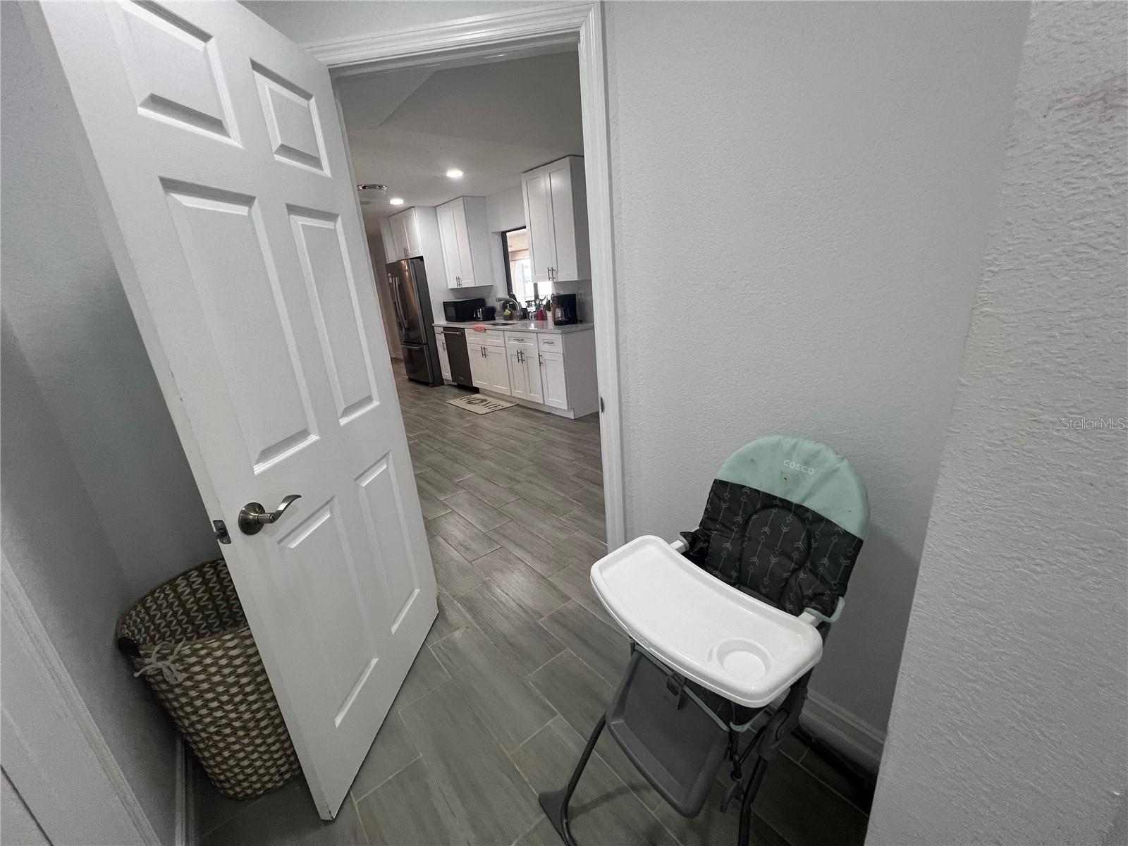 176 N WATERWAY DR NW, PORT CHARLOTTE, FL, 33952