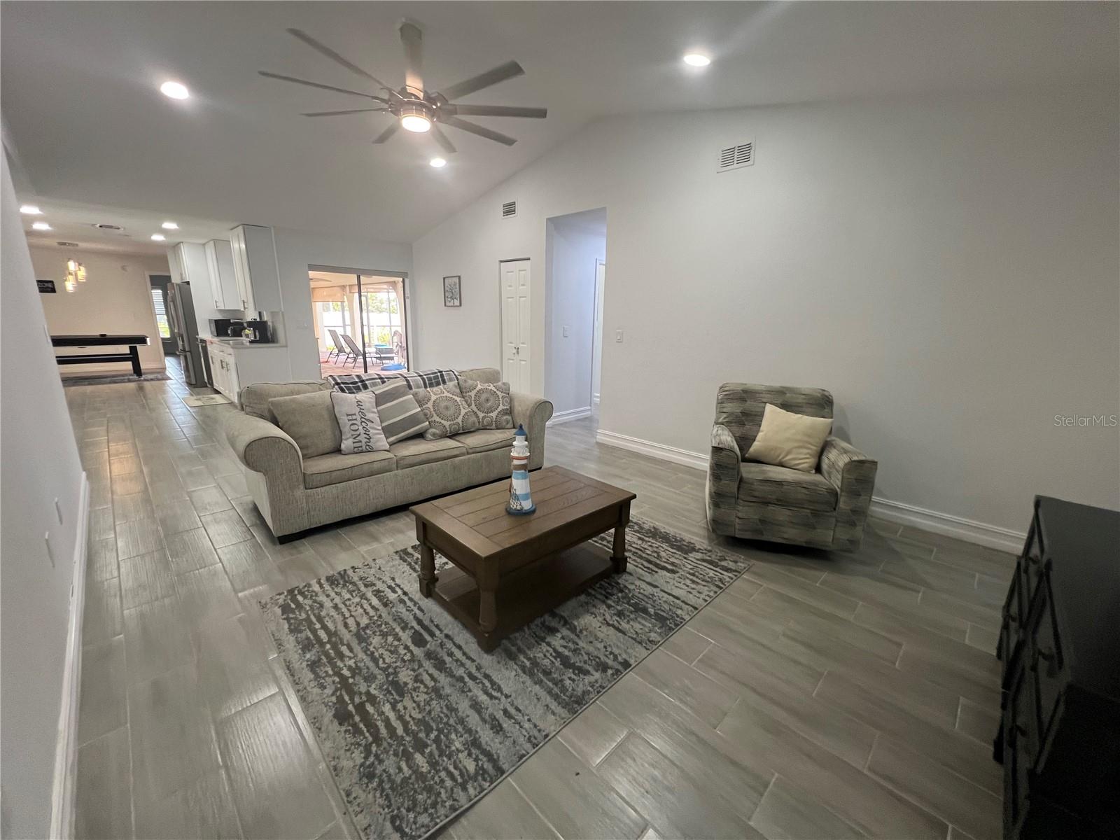 176 N WATERWAY DR NW, PORT CHARLOTTE, FL, 33952