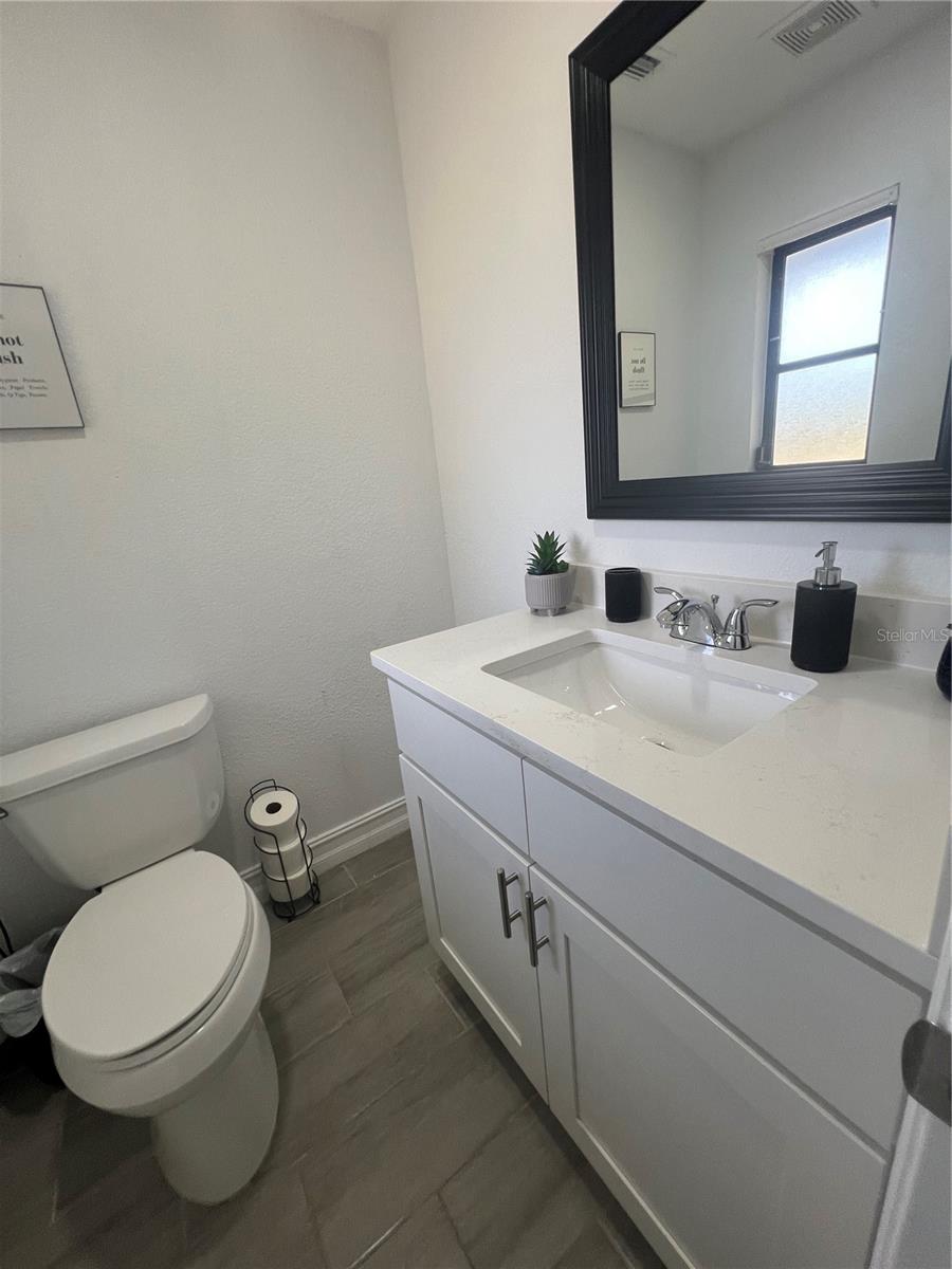 176 N WATERWAY DR NW, PORT CHARLOTTE, FL, 33952