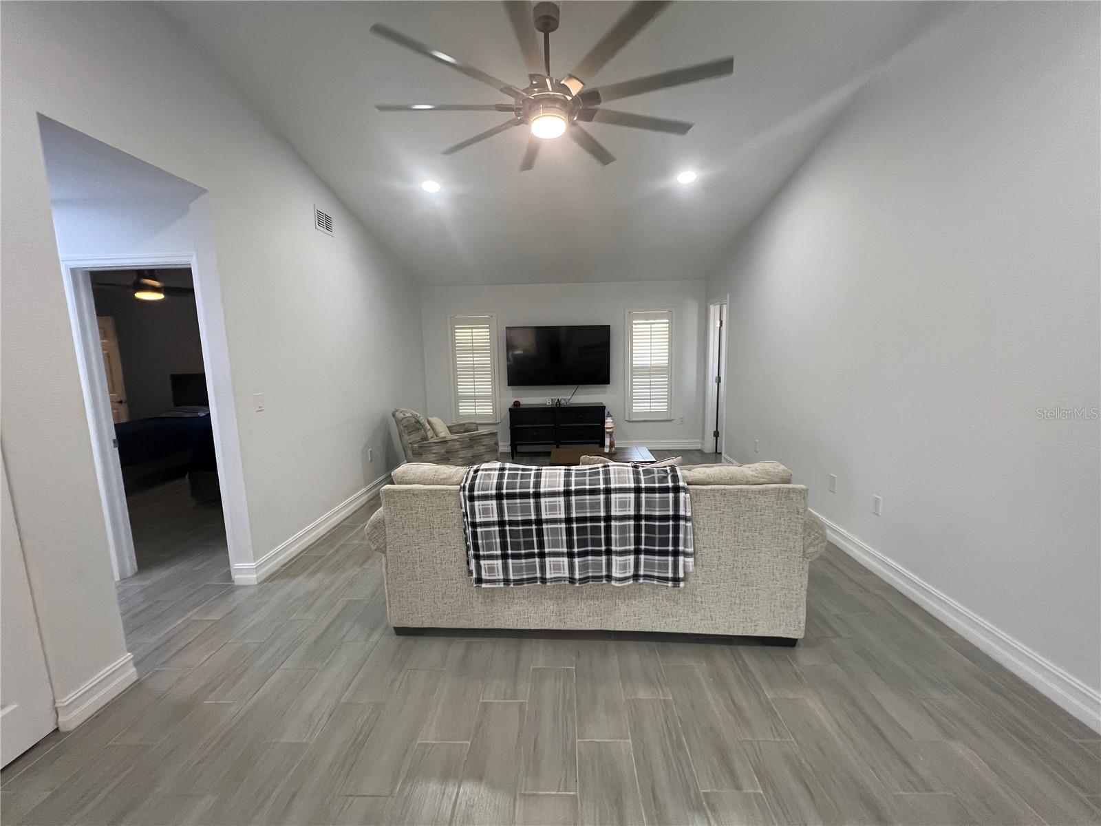 176 N WATERWAY DR NW, PORT CHARLOTTE, FL, 33952