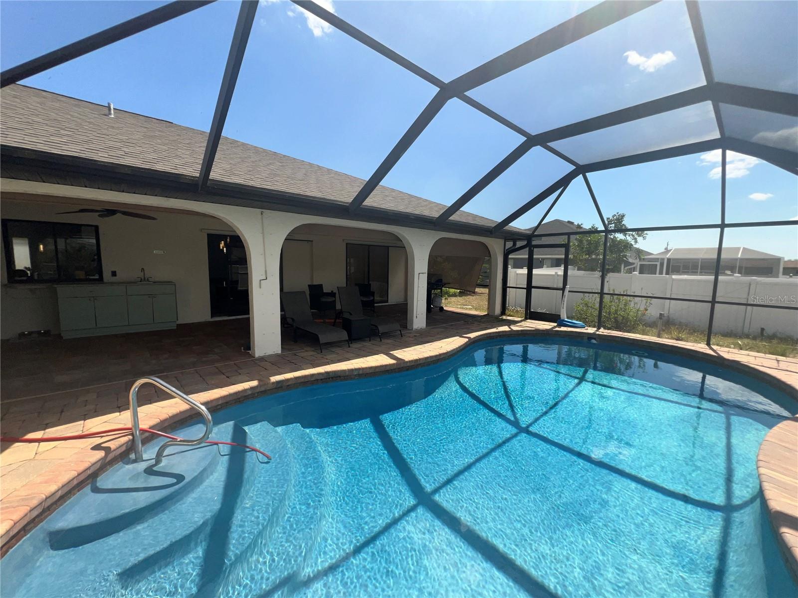 176 N WATERWAY DR NW, PORT CHARLOTTE, FL, 33952