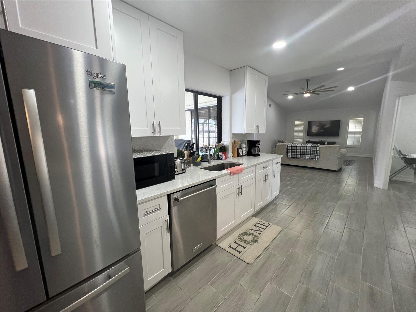 176 N WATERWAY DR NW, PORT CHARLOTTE, FL, 33952