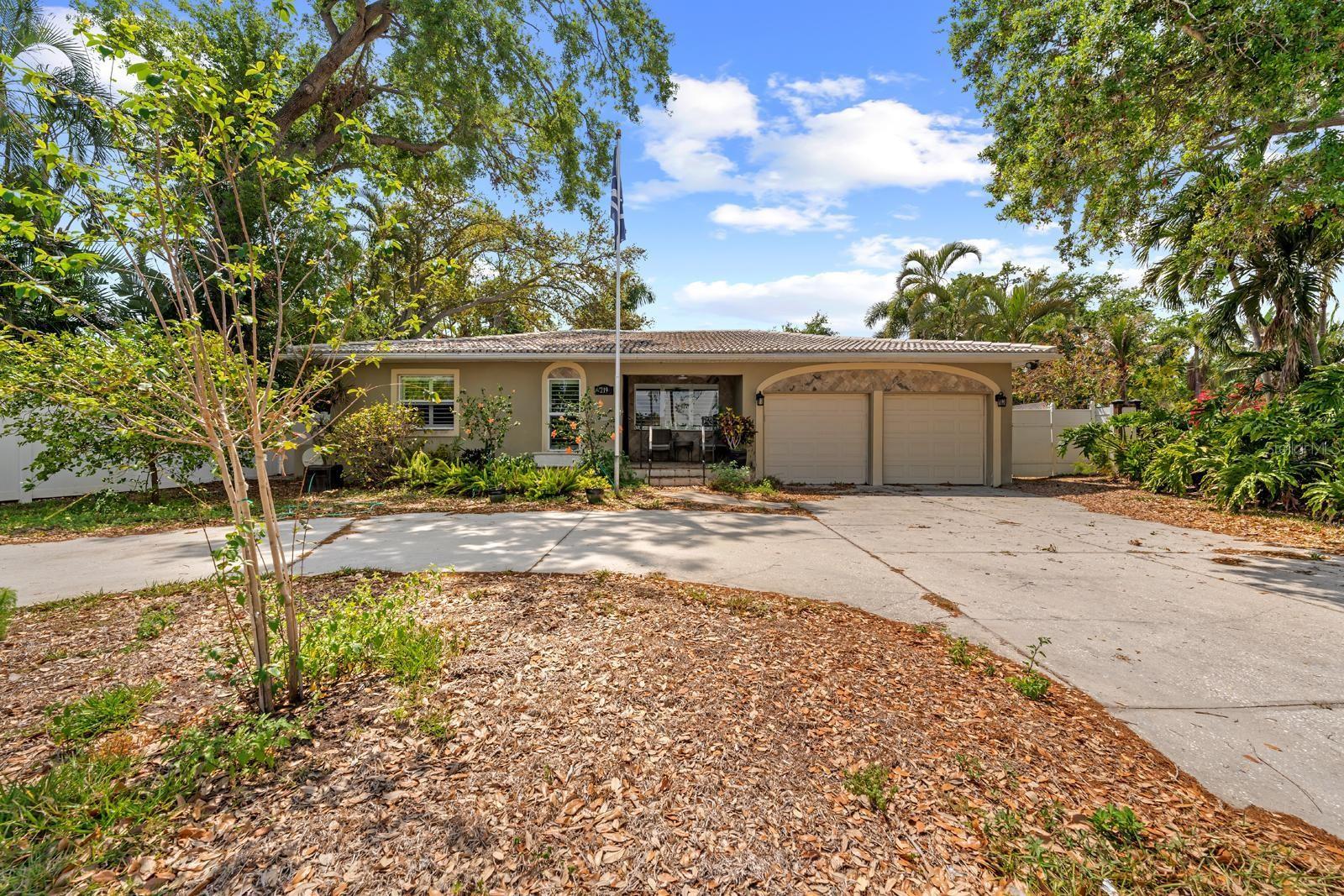 219 RIALTO WAY NE, ST PETERSBURG, FL, 33704