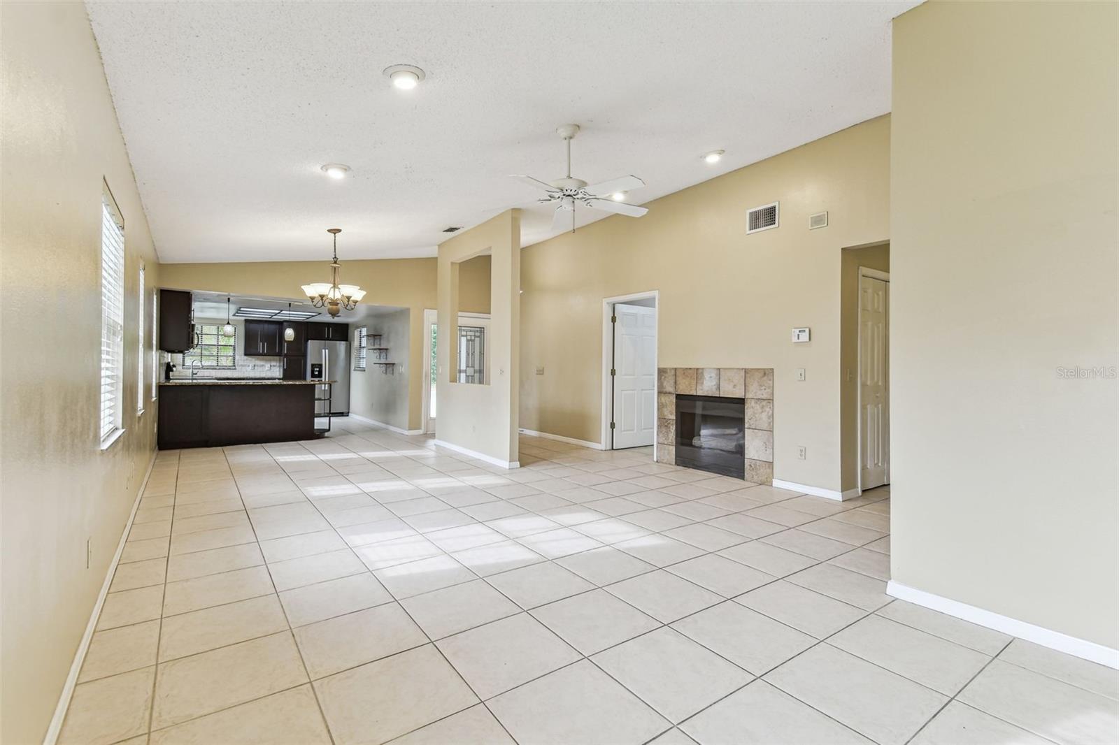 1005 W POWHATAN AVE, TAMPA, FL, 33603