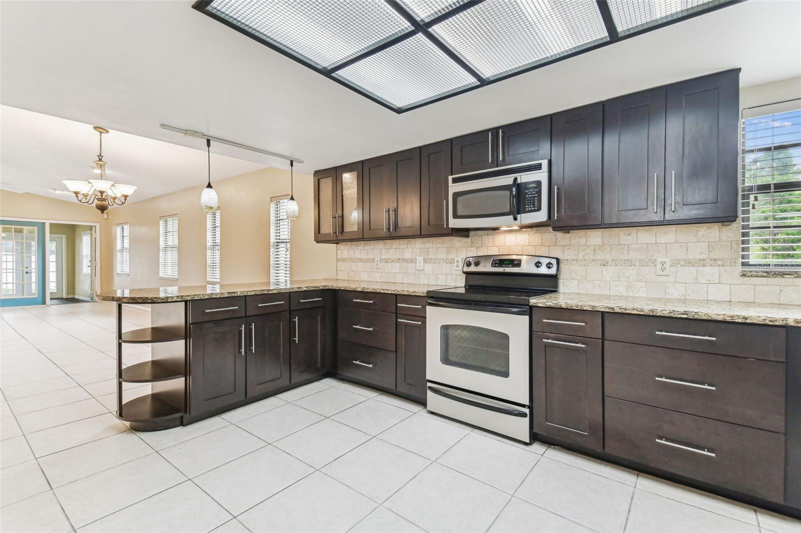 1005 W POWHATAN AVE, TAMPA, FL, 33603