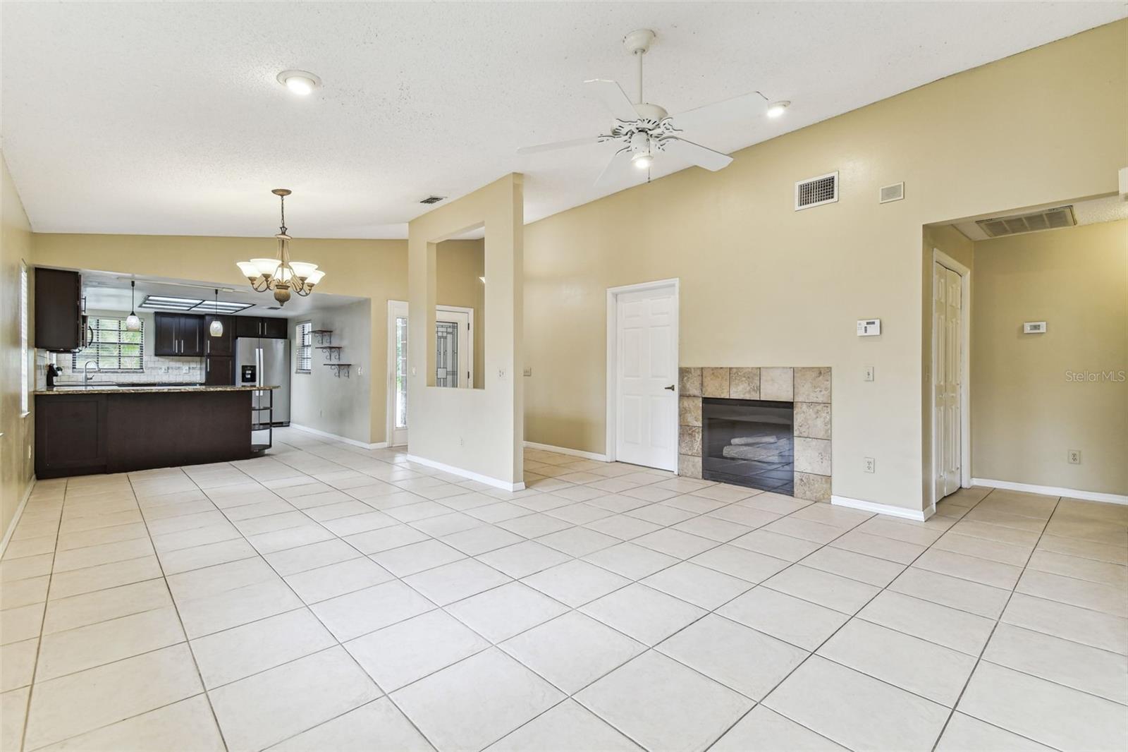 1005 W POWHATAN AVE, TAMPA, FL, 33603