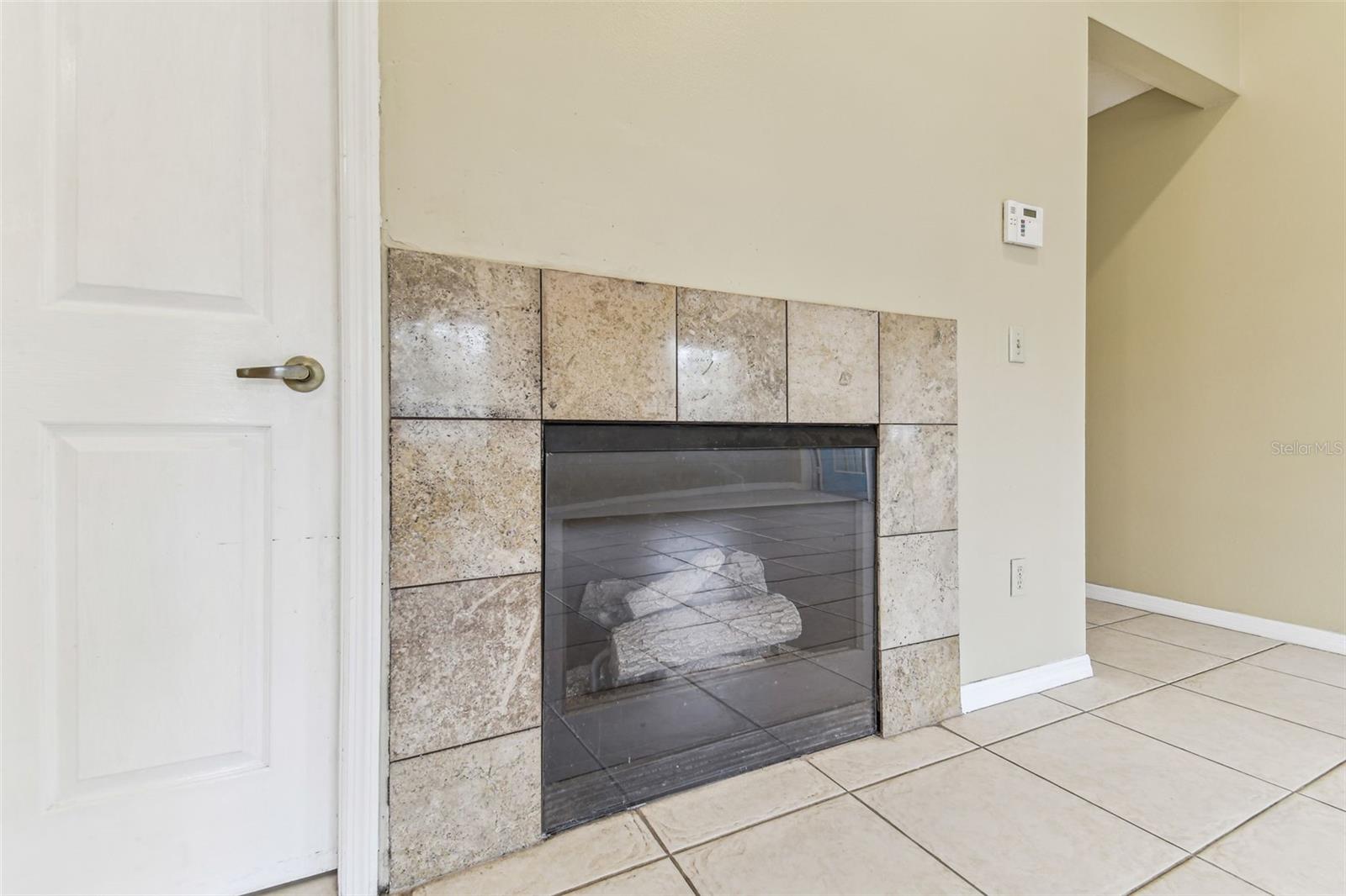 1005 W POWHATAN AVE, TAMPA, FL, 33603