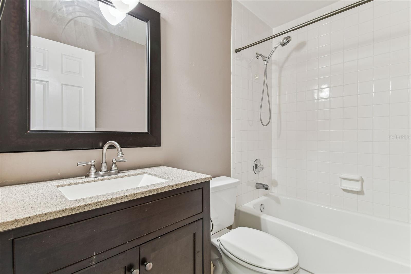 1005 W POWHATAN AVE, TAMPA, FL, 33603