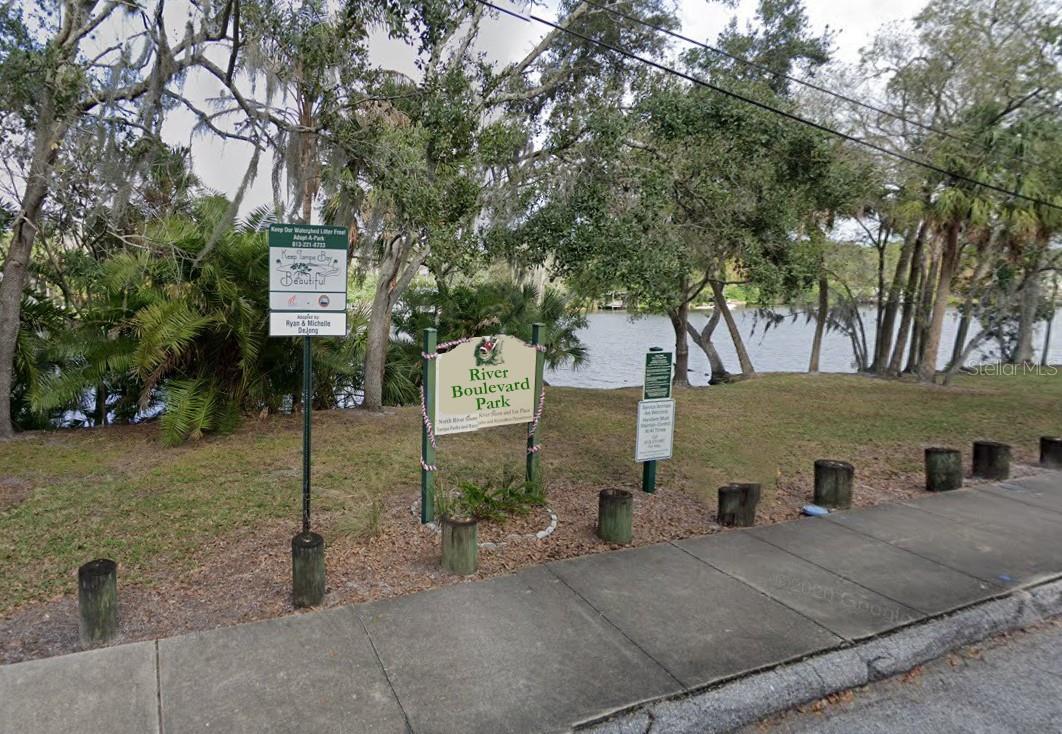 1005 W POWHATAN AVE, TAMPA, FL, 33603