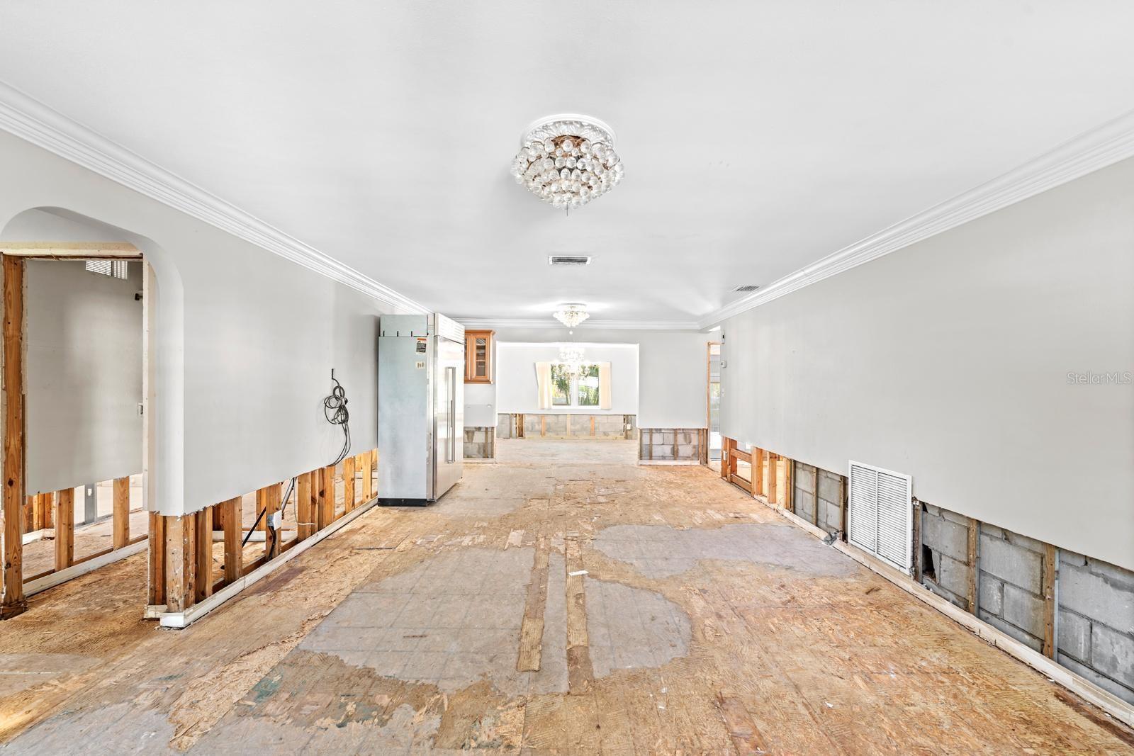 219 RIALTO WAY NE, ST PETERSBURG, FL, 33704