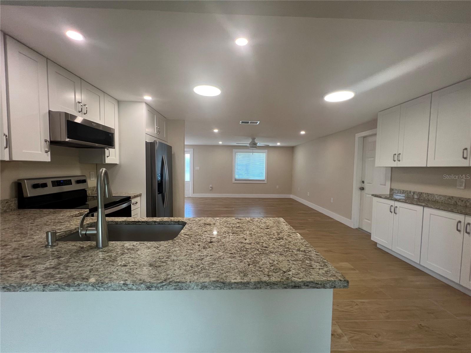 190 NORFOLK AVE NW, PORT CHARLOTTE, FL, 33952