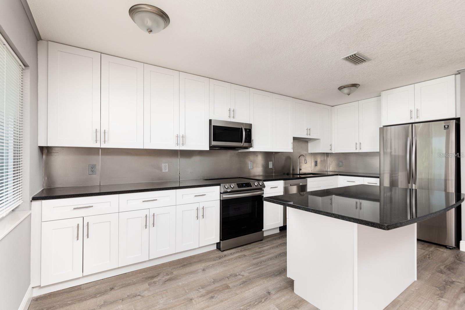 8555 112TH ST #209, SEMINOLE, FL, 33772