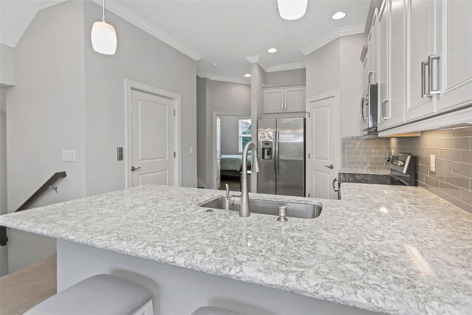 4111 ROCKY SHORES DR, TAMPA, FL, 33634