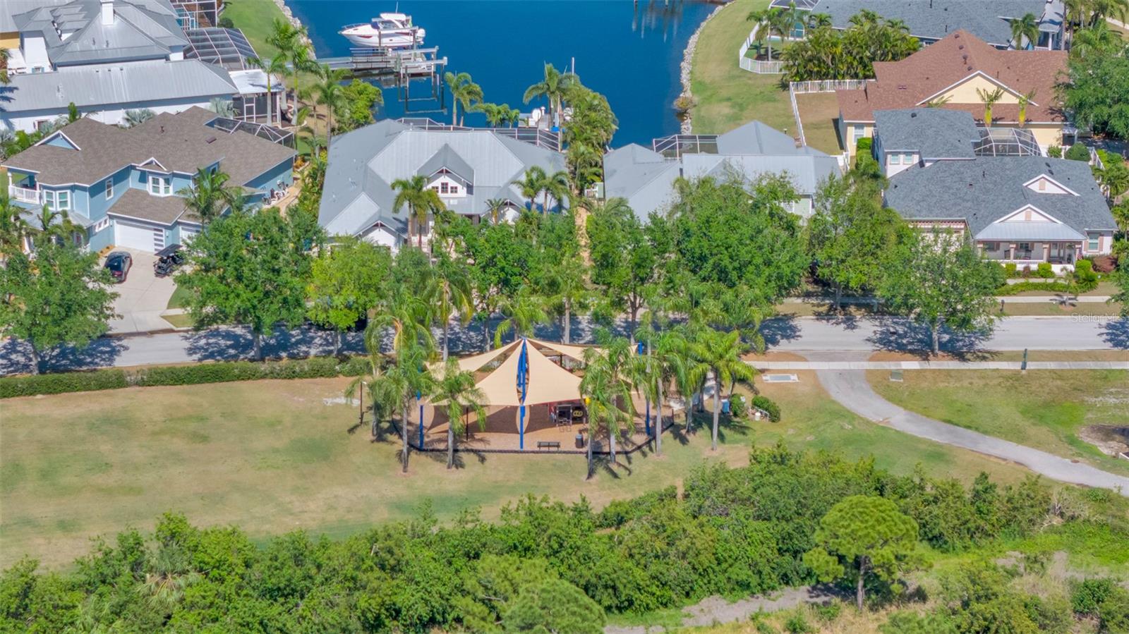 524 WINTERSIDE DR, APOLLO BEACH, FL, 33572