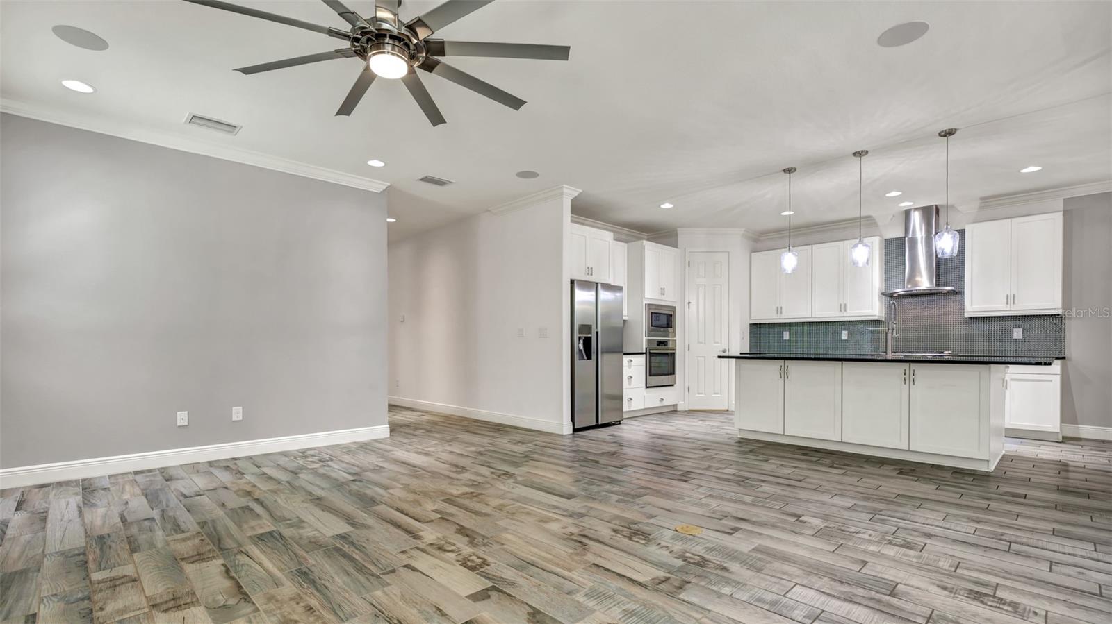 524 WINTERSIDE DR, APOLLO BEACH, FL, 33572