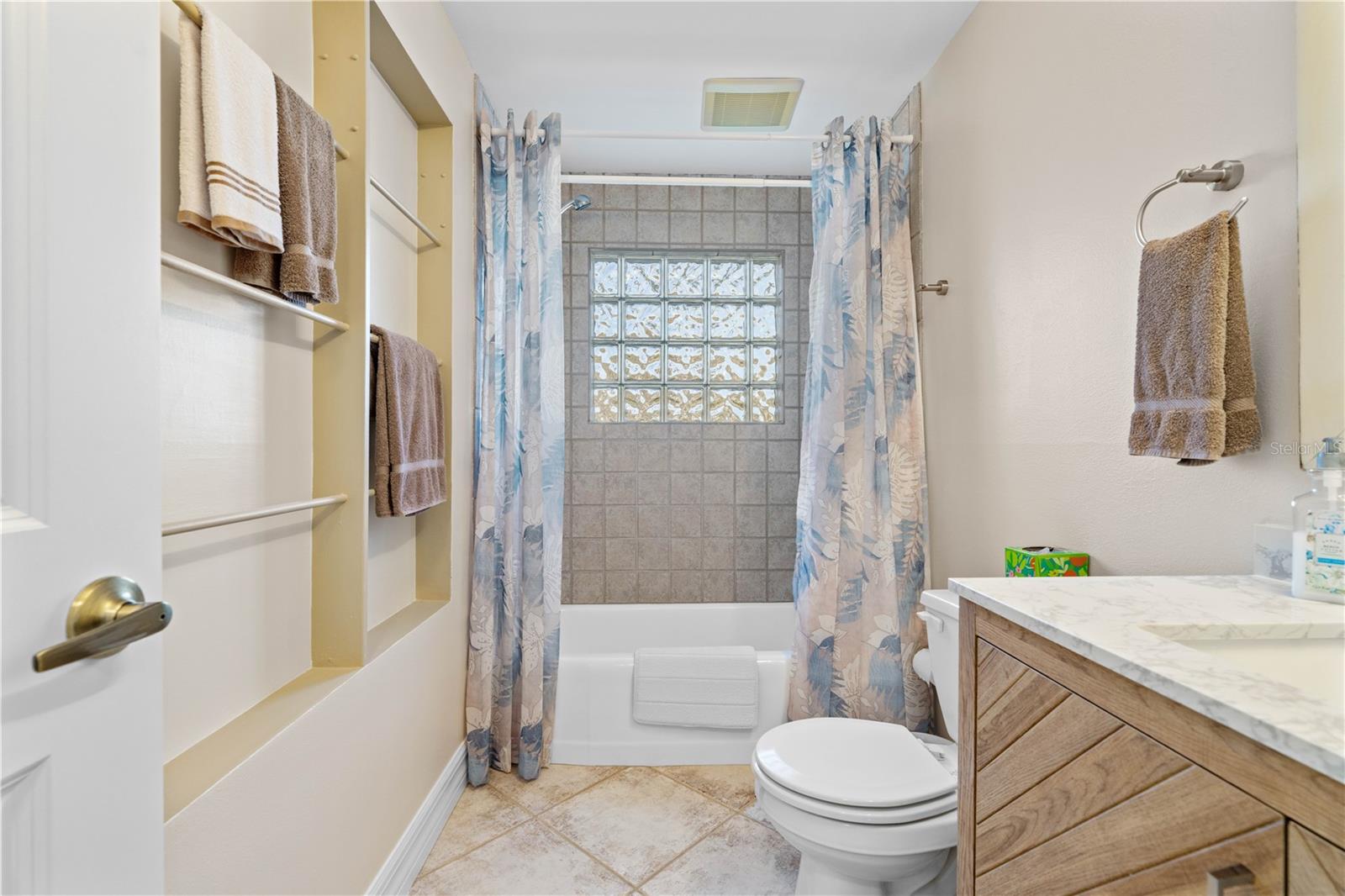 151 FRANCIS DR, PORT CHARLOTTE, FL, 33952