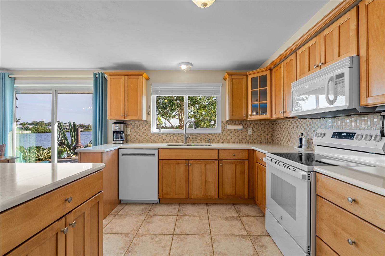 151 FRANCIS DR, PORT CHARLOTTE, FL, 33952
