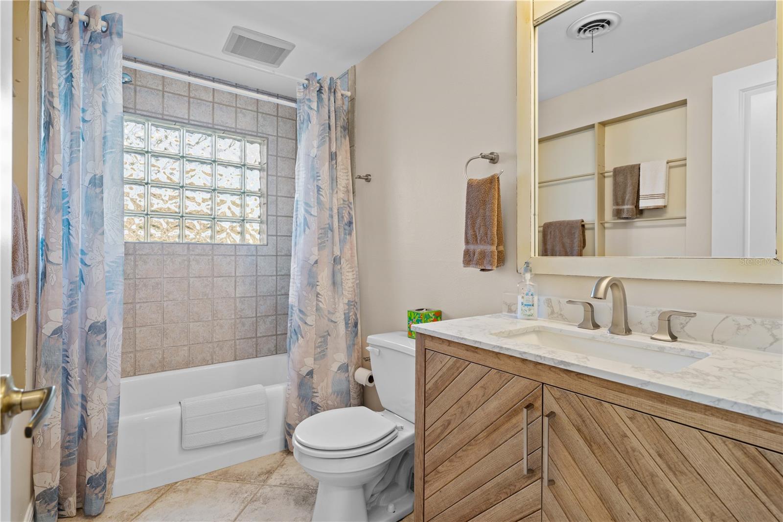 151 FRANCIS DR, PORT CHARLOTTE, FL, 33952