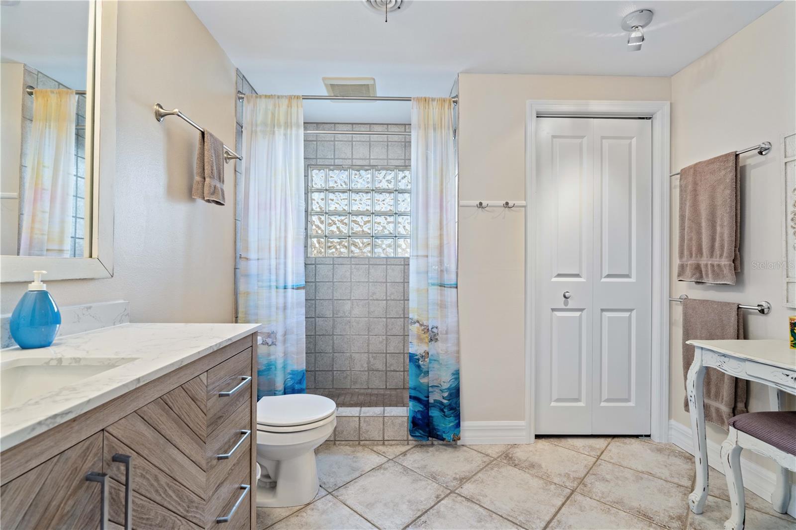 151 FRANCIS DR, PORT CHARLOTTE, FL, 33952