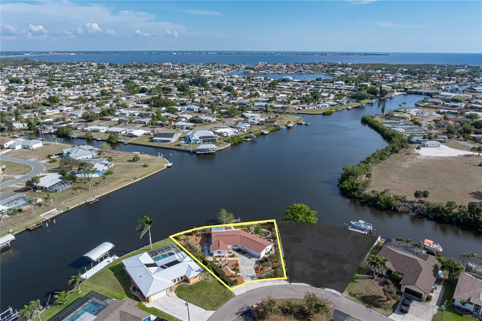 151 FRANCIS DR, PORT CHARLOTTE, FL, 33952