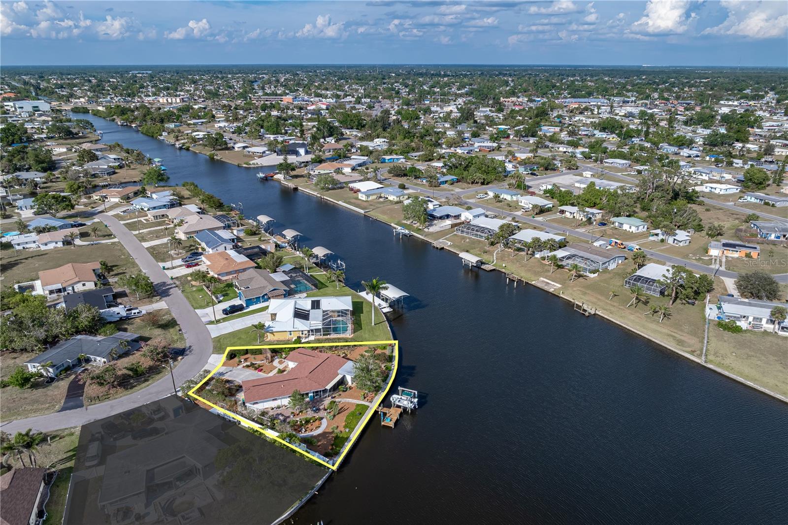 151 FRANCIS DR, PORT CHARLOTTE, FL, 33952
