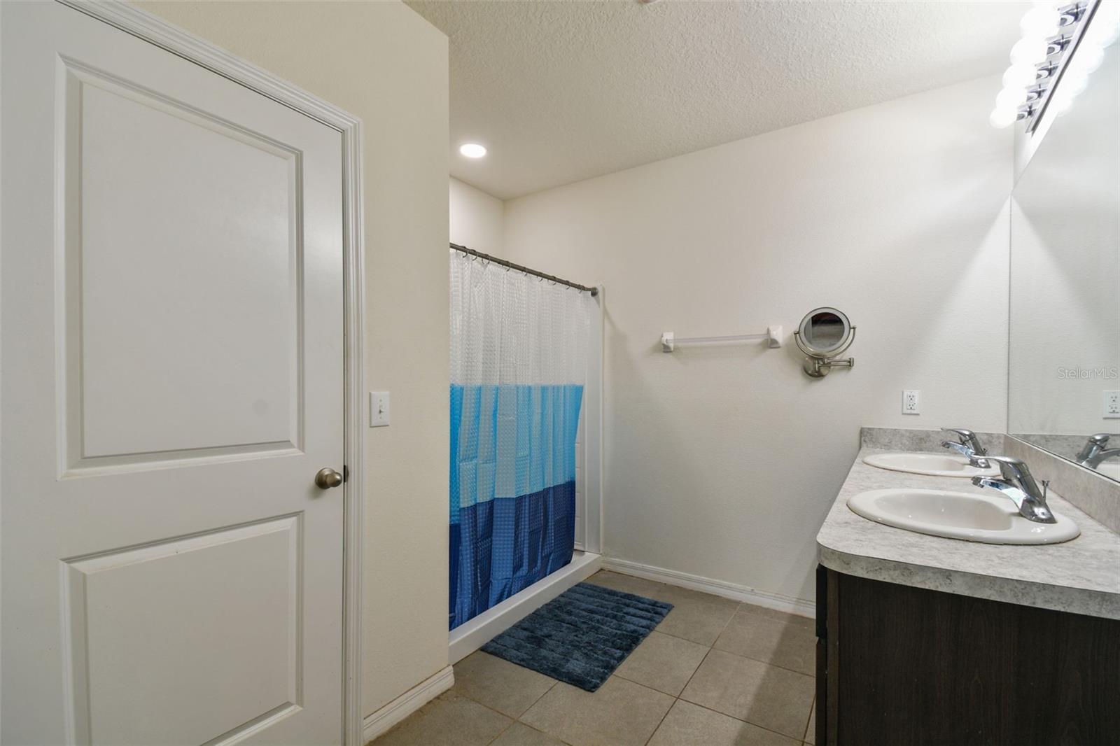 6882 SILVERADO RANCH BLVD, ZEPHYRHILLS, FL, 33541