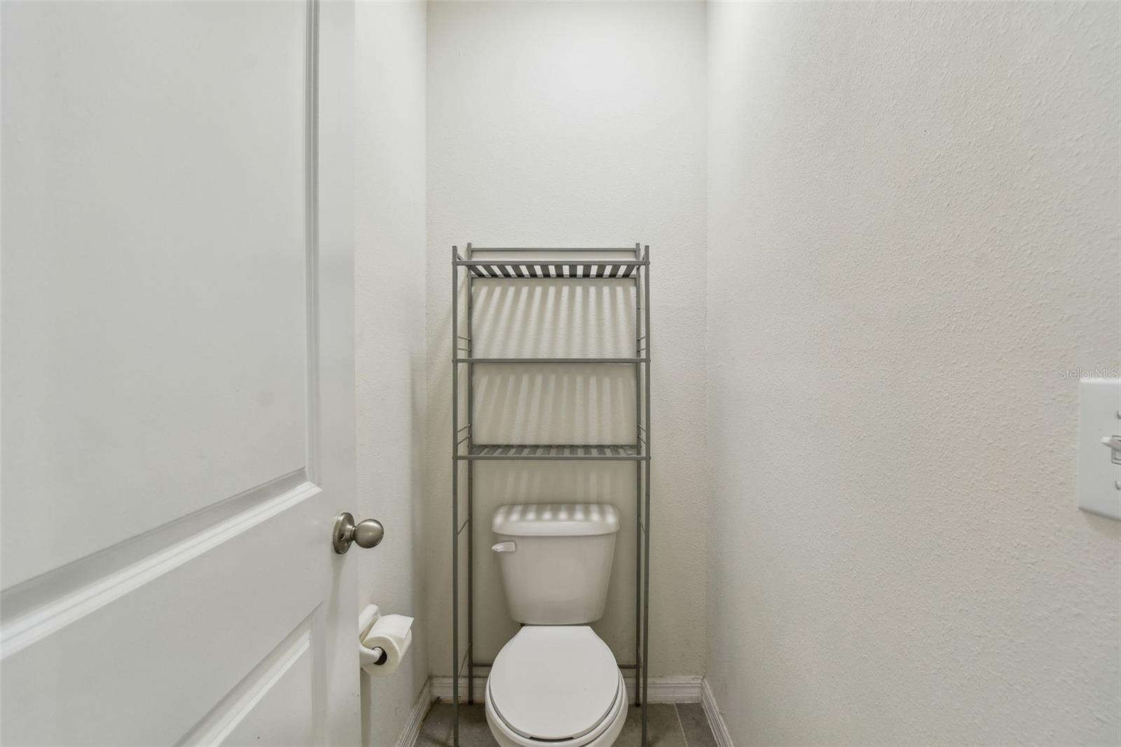 6882 SILVERADO RANCH BLVD, ZEPHYRHILLS, FL, 33541