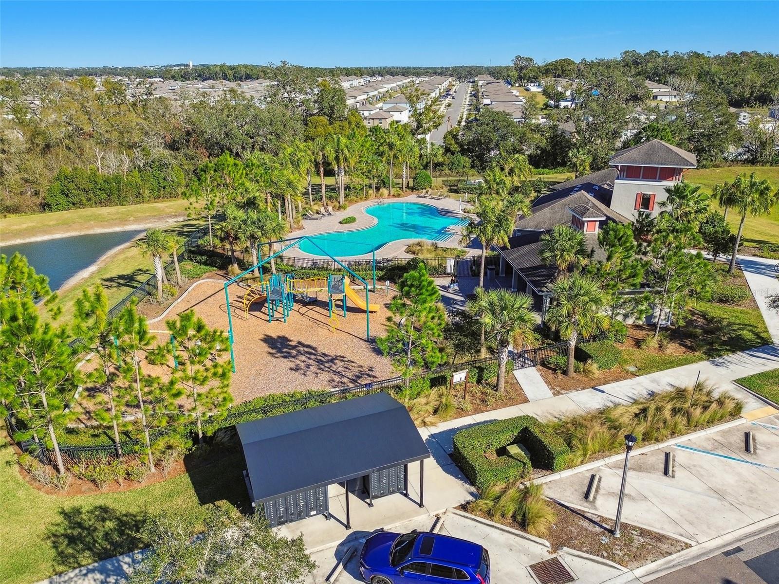 6882 SILVERADO RANCH BLVD, ZEPHYRHILLS, FL, 33541