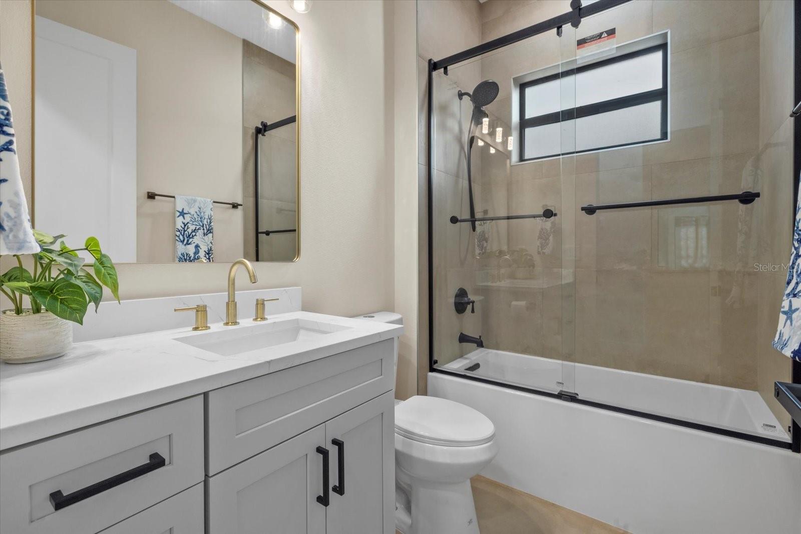 193 ROTONDA BLVD N, ROTONDA WEST, FL, 33947