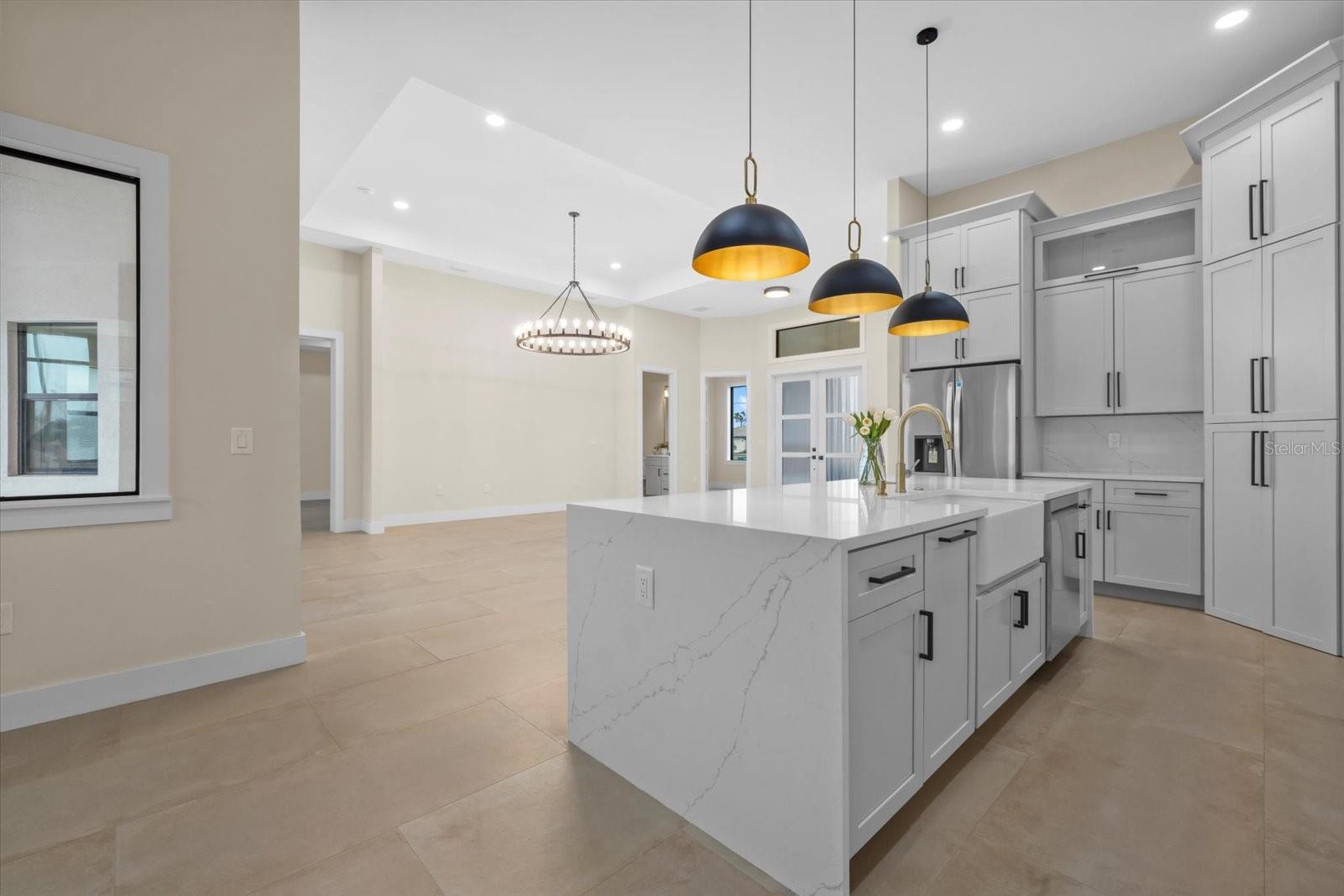 193 ROTONDA BLVD N, ROTONDA WEST, FL, 33947