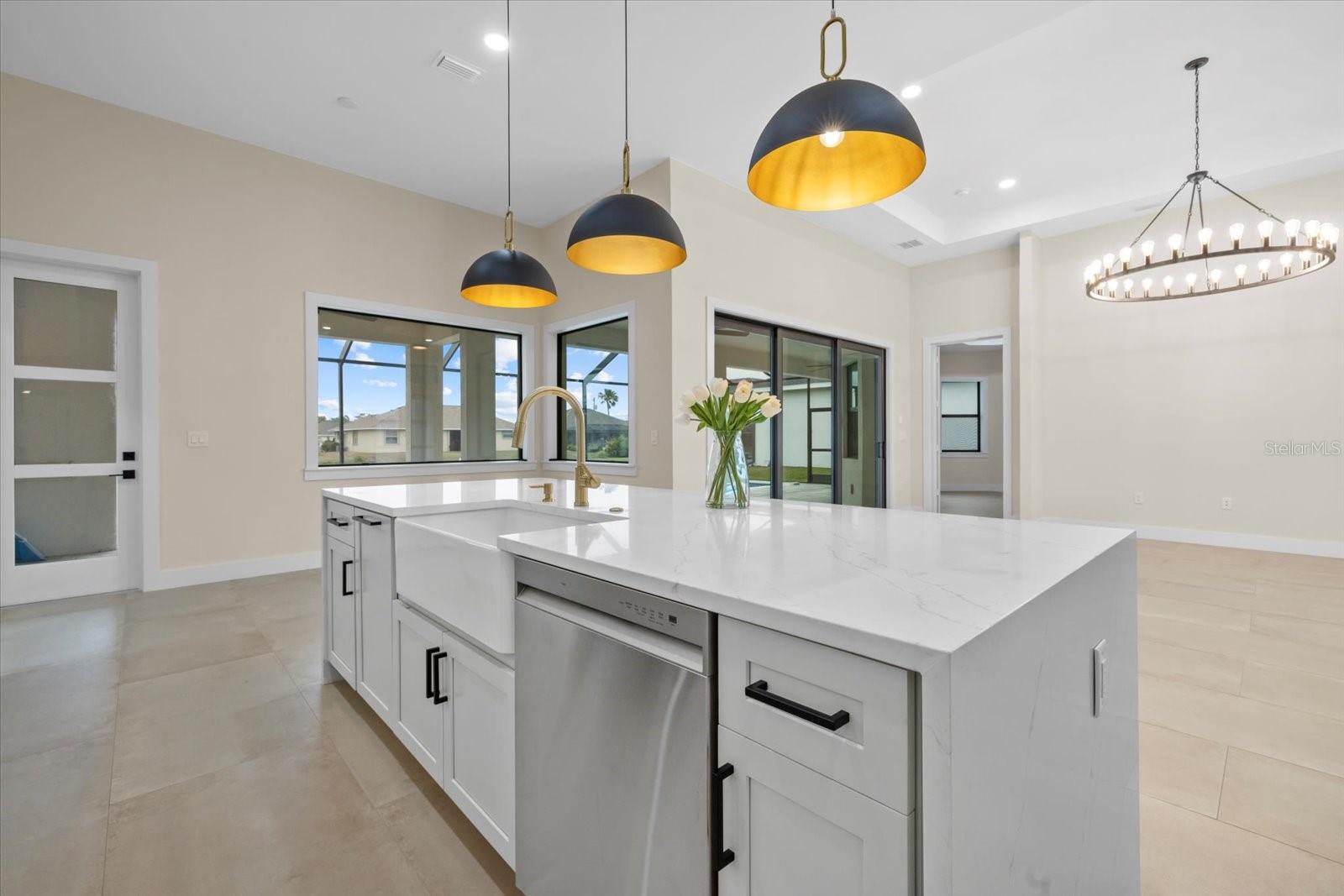 193 ROTONDA BLVD N, ROTONDA WEST, FL, 33947