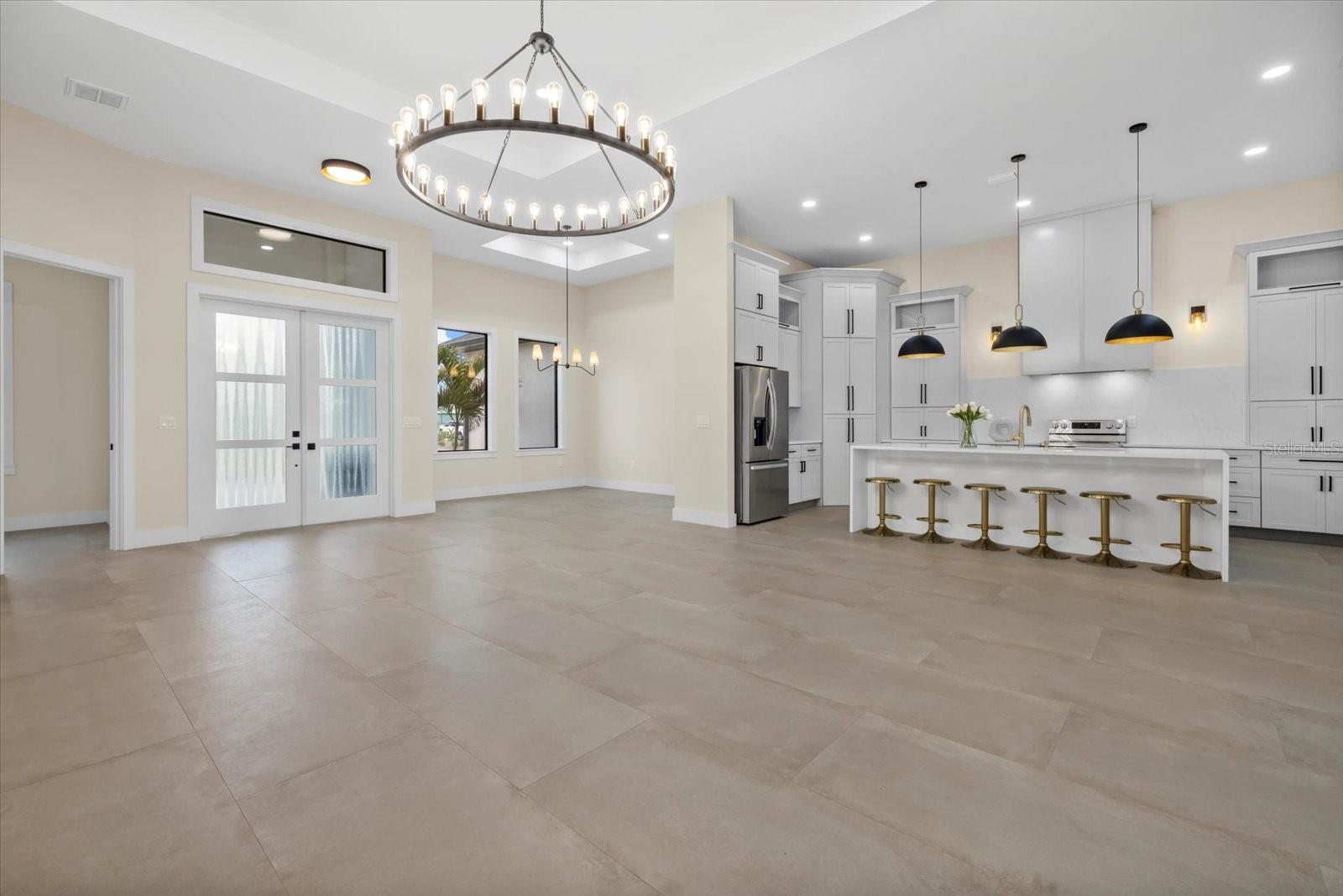 193 ROTONDA BLVD N, ROTONDA WEST, FL, 33947