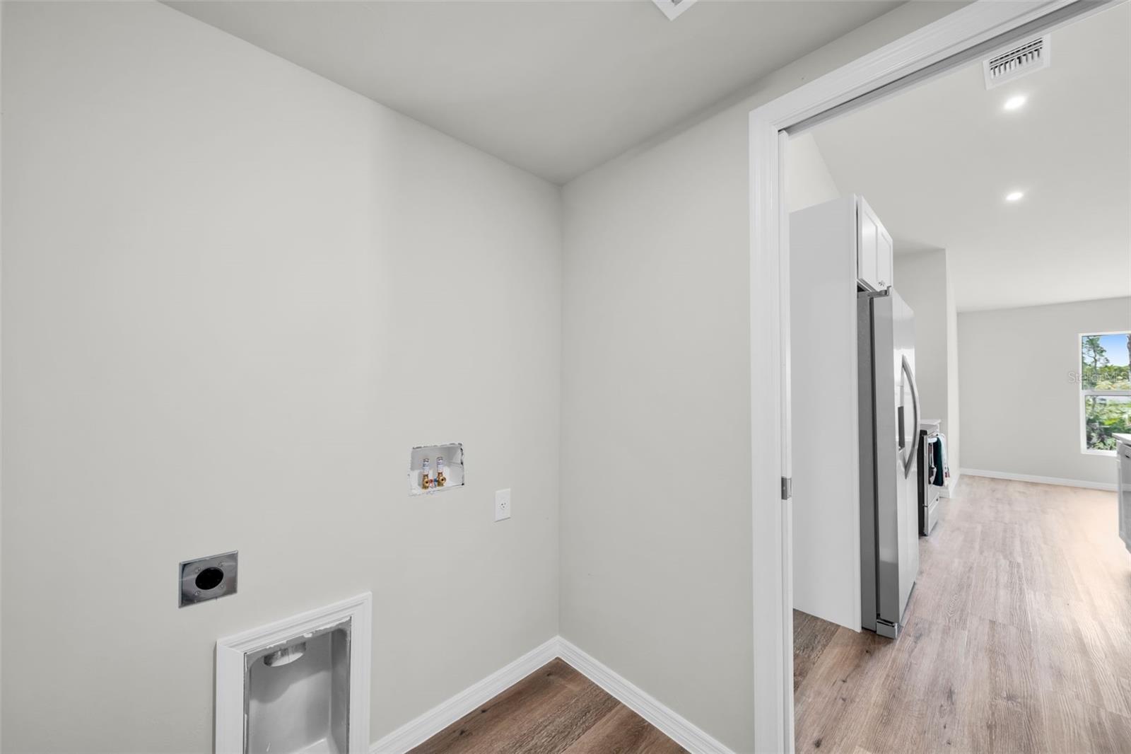 2917 NW 21ST PL, CAPE CORAL, FL, 33993