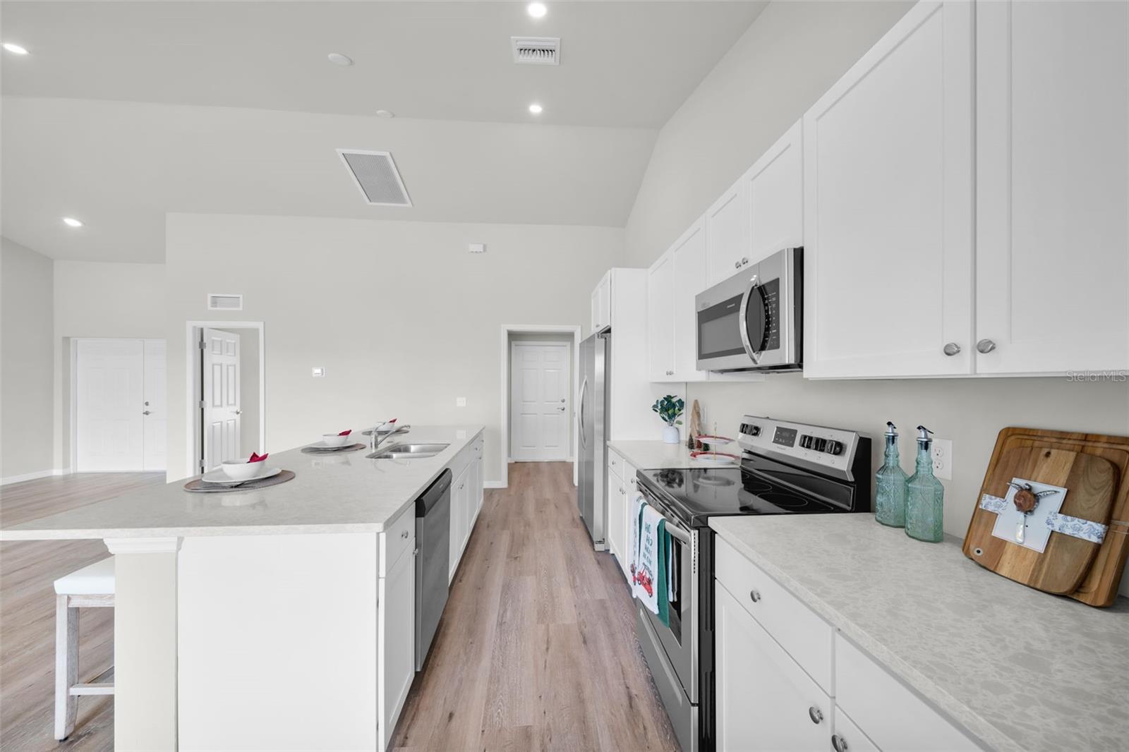 2917 NW 21ST PL, CAPE CORAL, FL, 33993