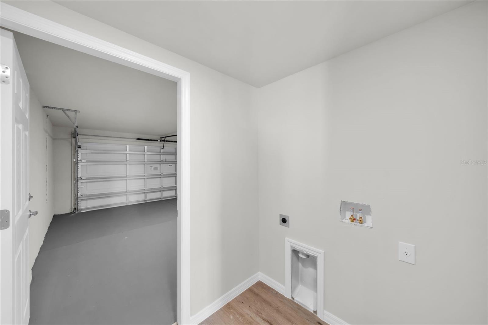 2917 NW 21ST PL, CAPE CORAL, FL, 33993