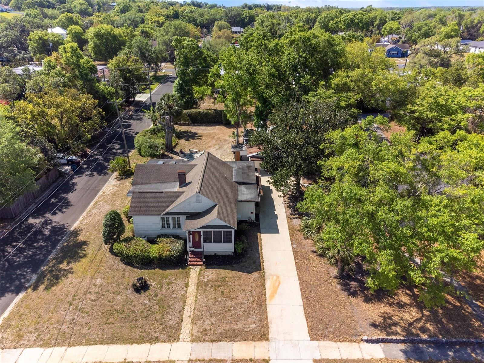 432 E JOHNSON AVE, LAKE WALES, FL, 33853