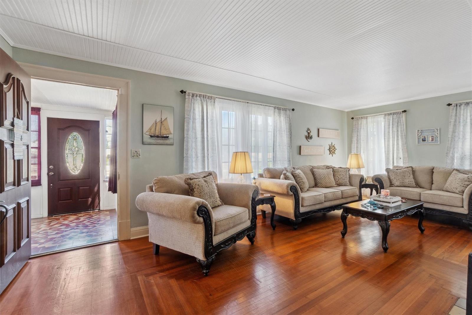 432 E JOHNSON AVE, LAKE WALES, FL, 33853