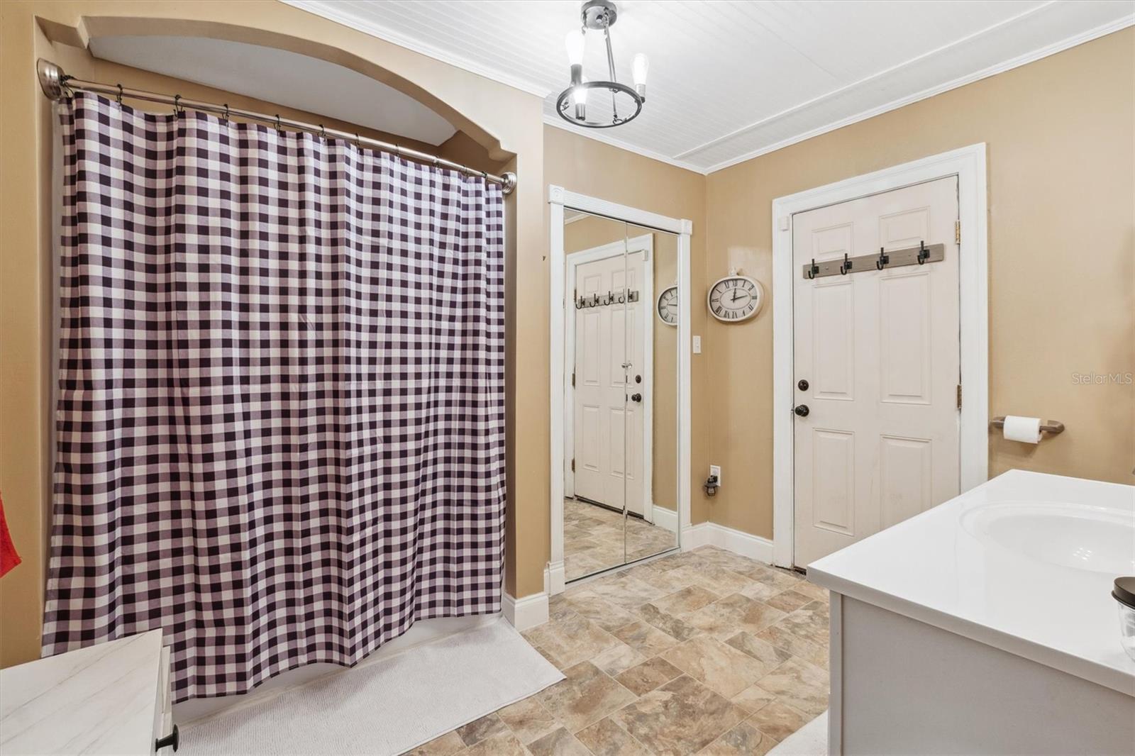432 E JOHNSON AVE, LAKE WALES, FL, 33853