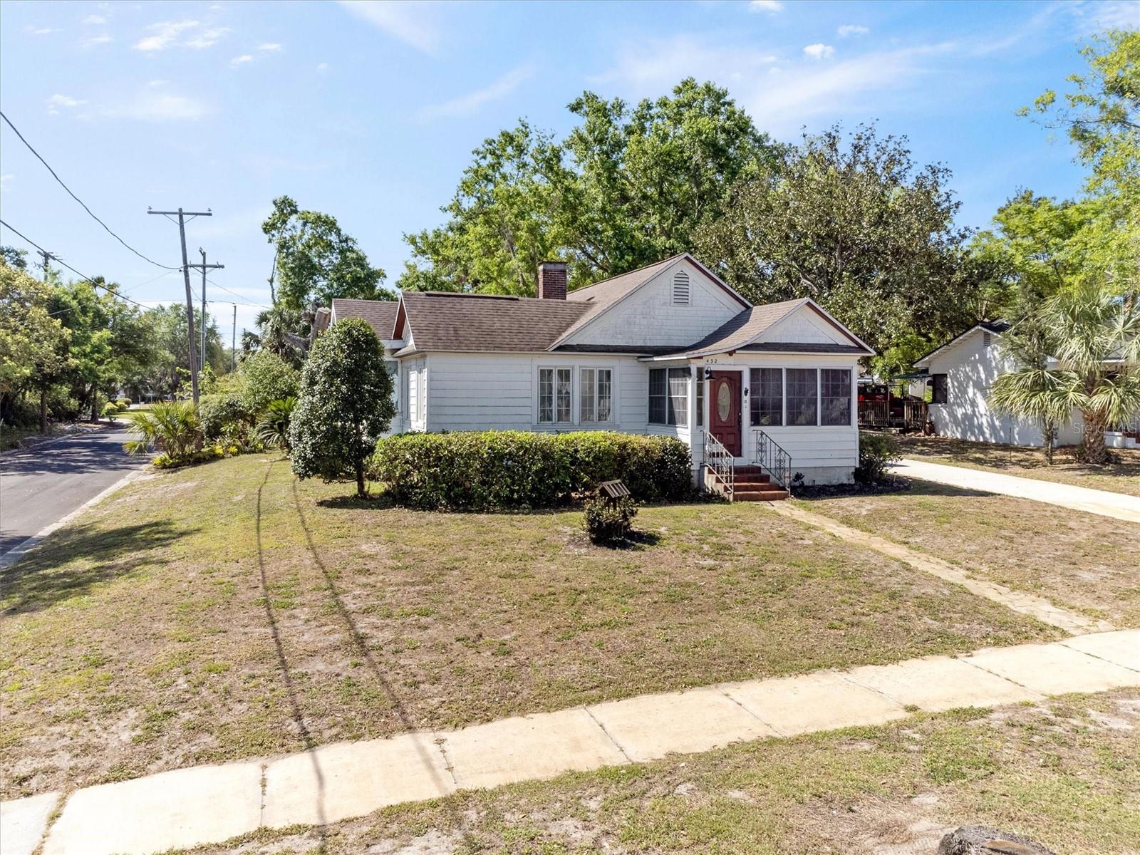 432 E JOHNSON AVE, LAKE WALES, FL, 33853