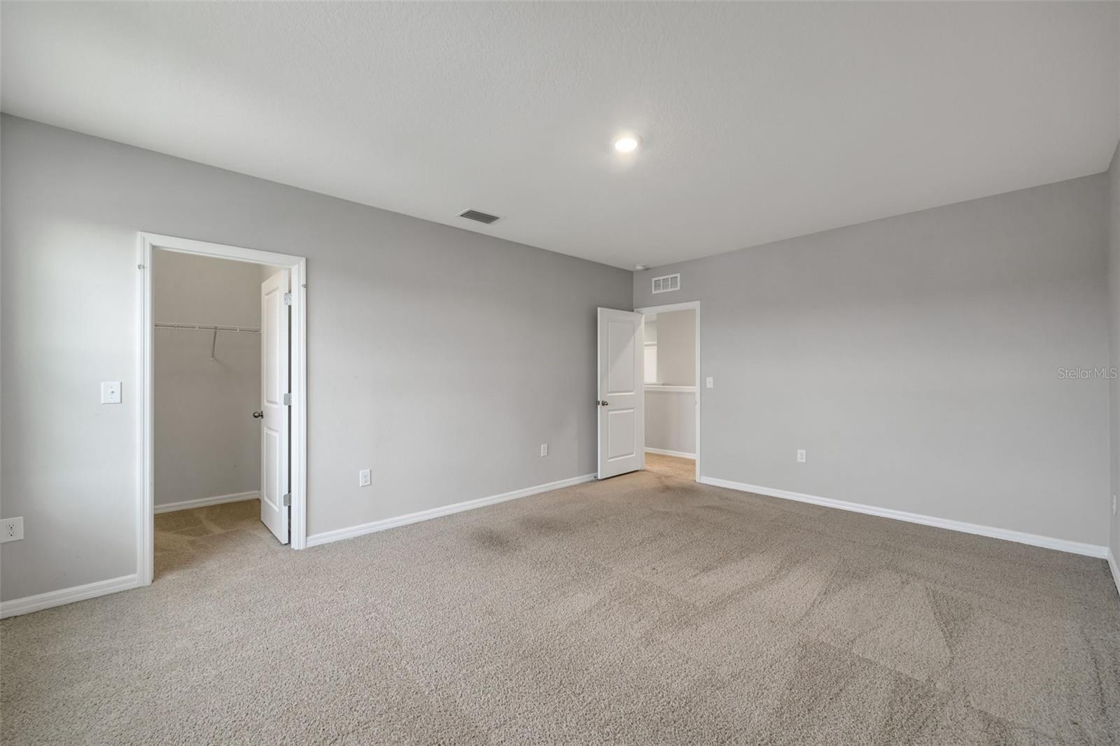 8277 BOWER BASS CIR, WESLEY CHAPEL, FL, 33545